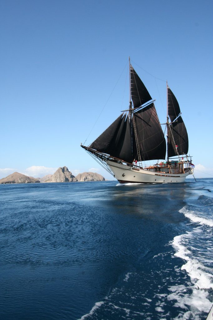 Silolona - Yacht Charter Indonesia - Luxury Sailing Boat